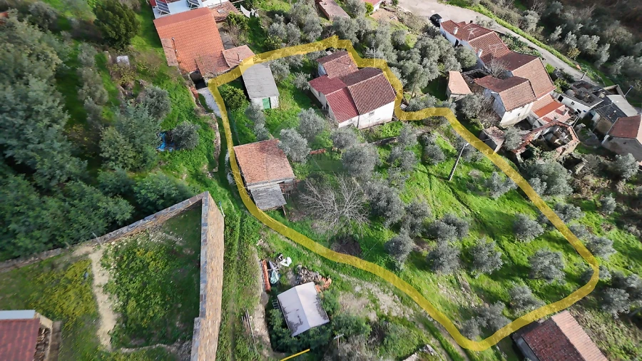 Moradia T2 para Venda em Cadafaz e Colmeal Foto 23