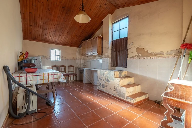 Moradia T2 para Venda em Cadafaz e Colmeal Foto 29