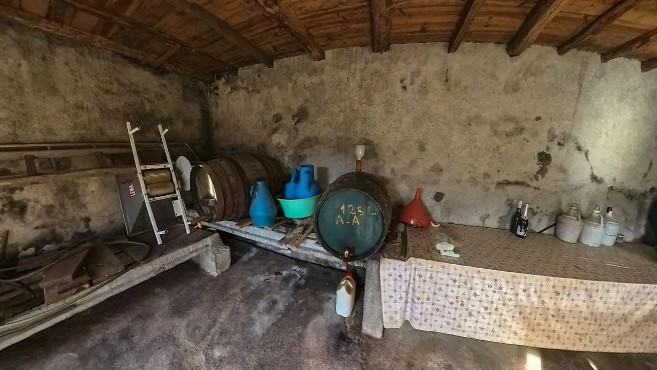 Moradia T2 para Venda em Cadafaz e Colmeal Foto 15