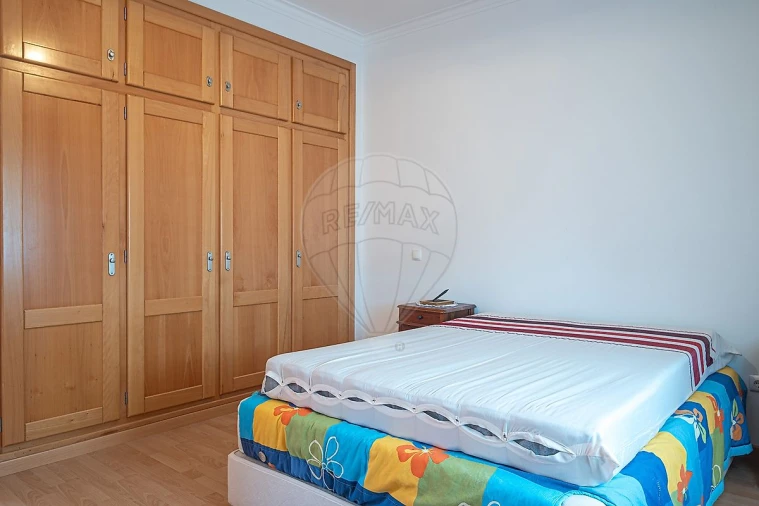 Moradia T4 para Venda em Azambuja Foto 23