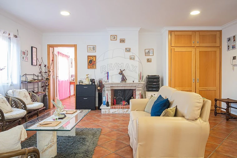 Moradia T4 para Venda em Azambuja Foto 17