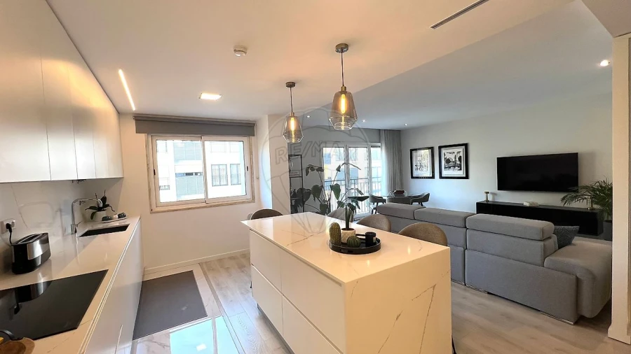 Apartamento T2 para Arrendamento em Águas Livres Foto 2