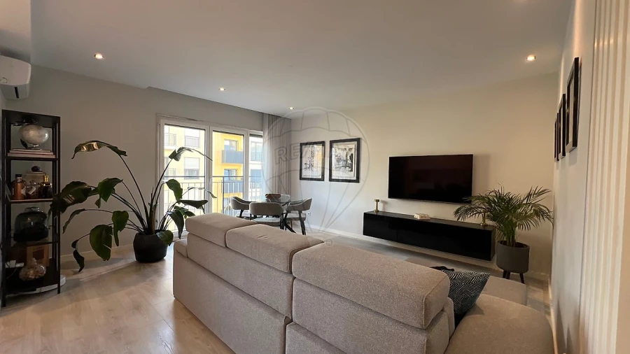 Apartamento T2 para Arrendamento em Águas Livres Foto 10