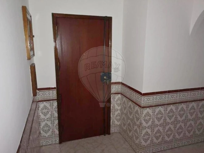 Apartamento T2 para Venda em Algueirão-Mem Martins Foto 6