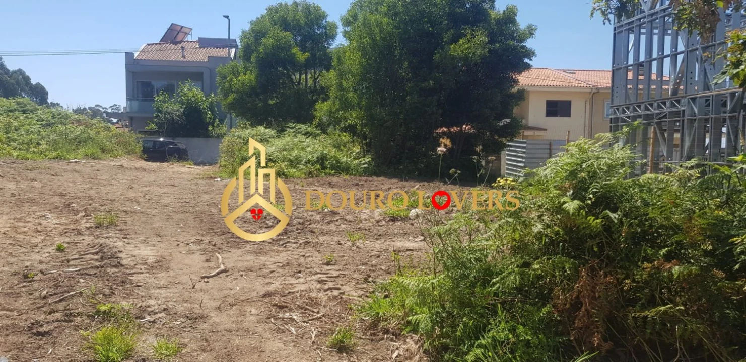 Terreno para Venda em Gulpilhares e Valadares Foto 4