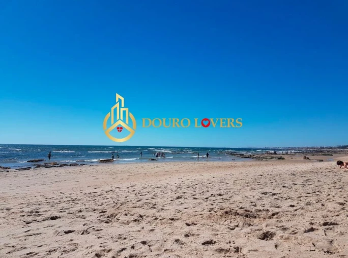 Terreno para Venda em Gulpilhares e Valadares Foto 7