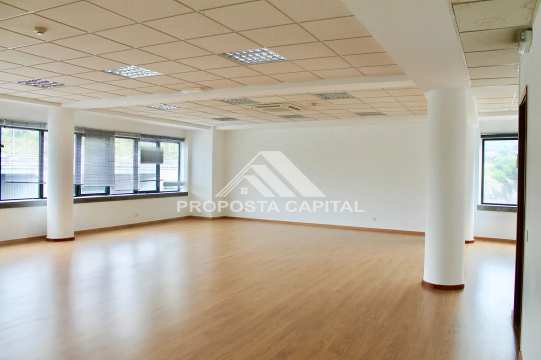 Escritório para Arrendamento em Carnaxide e Queijas Foto 4