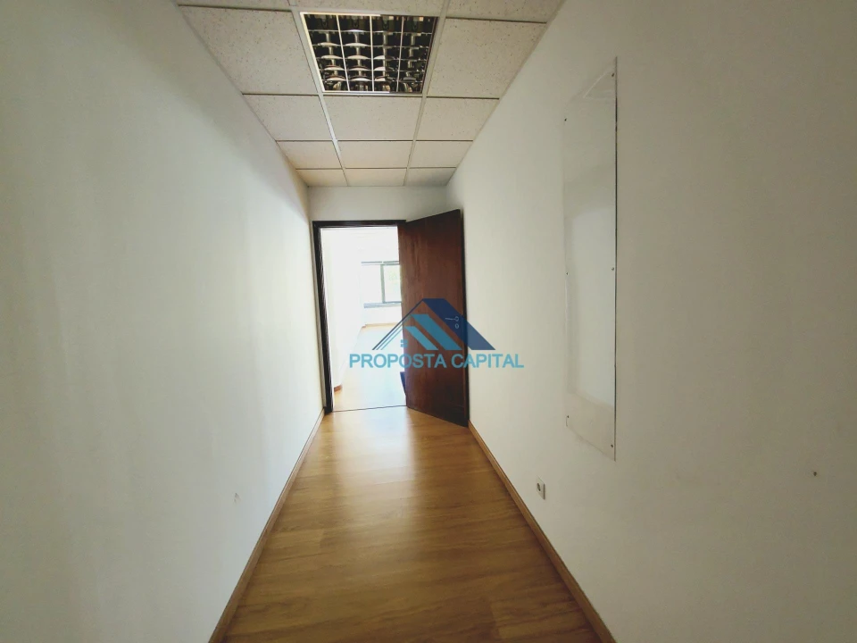 Escritório para Arrendamento em Carnaxide e Queijas Foto 3