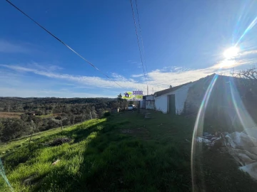 Moradia para Venda em São Martinho das Amoreiras