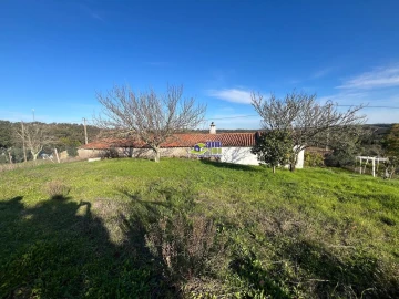 Moradia para Venda em São Martinho das Amoreiras