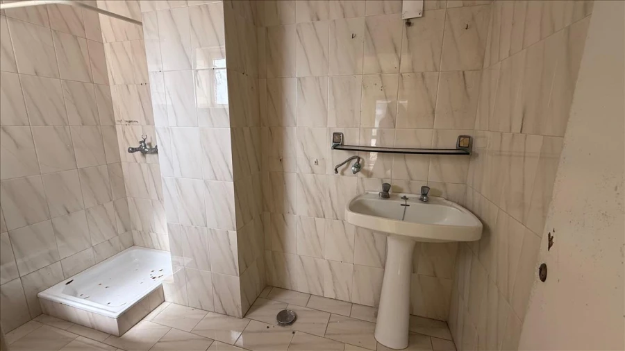 Apartamento T3 para Venda em Tavarede Foto 9