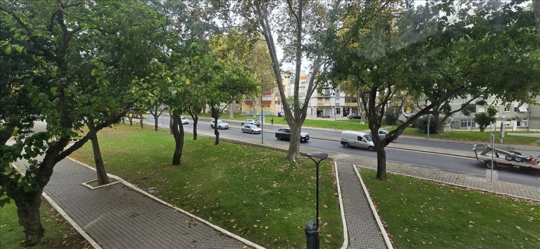 Apartamento T2 para Venda em Amora Foto 12