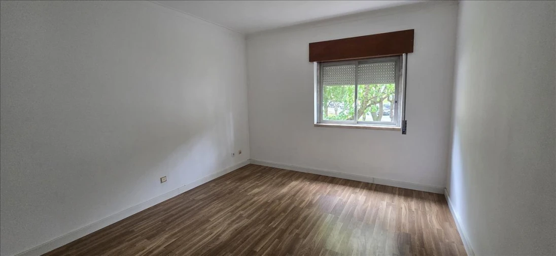 Apartamento T2 para Venda em Amora Foto 4