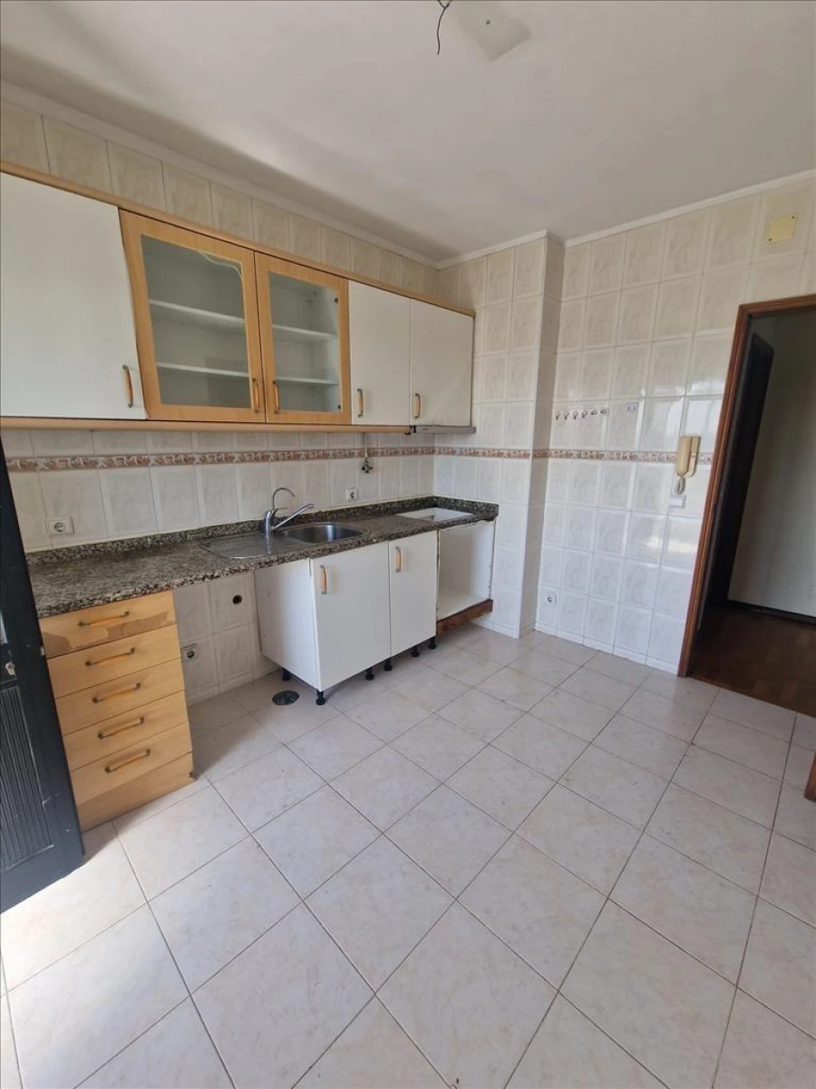 Apartamento T2 para Venda em Baguim do Monte (Rio Tinto) Foto 8