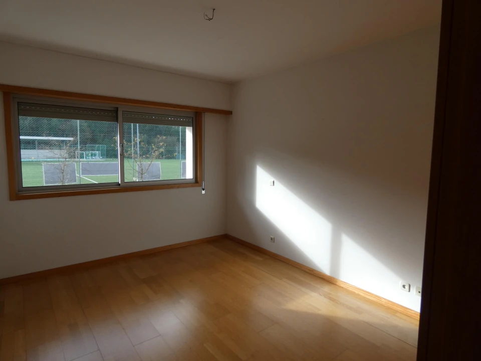 Apartamento T2 para Venda em Aldão Foto 12