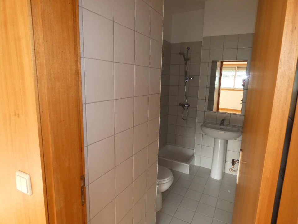 Apartamento T2 para Venda em Aldão Foto 17