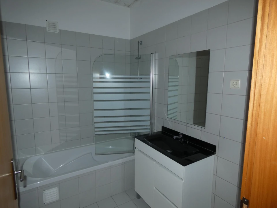 Apartamento T2 para Venda em Aldão Foto 15