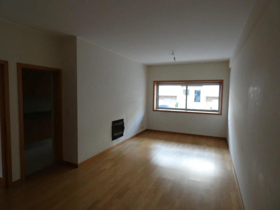 Apartamento T2 para Venda em Aldão Foto 4