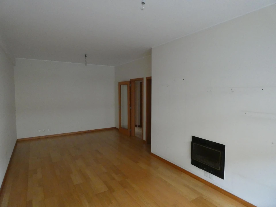 Apartamento T2 para Venda em Aldão Foto 6