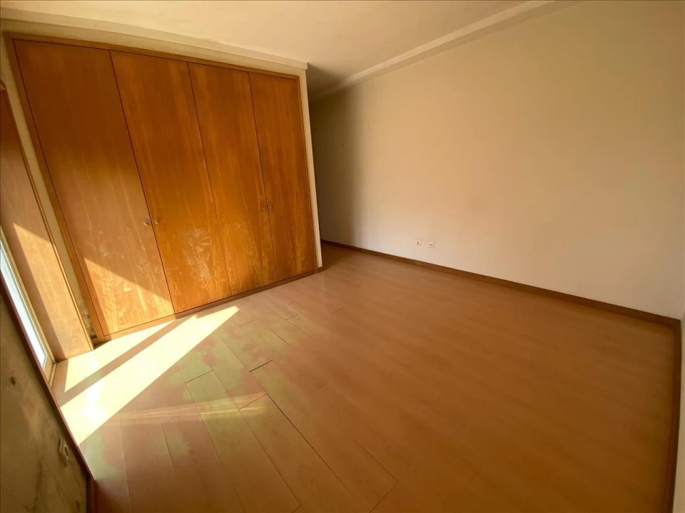 Apartamento T2 para Venda em Ermesinde Foto 3