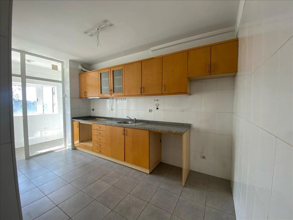 Apartamento T2 para Venda em Ermesinde Foto 4