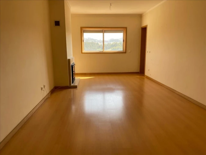 Apartamento T2 para Venda em Ermesinde Foto 1