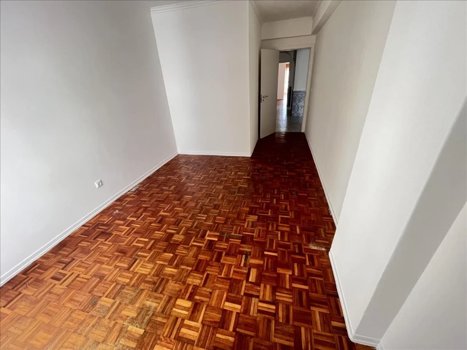 Apartamento T2 para Venda em Agualva e Mira-Sintra Foto 9