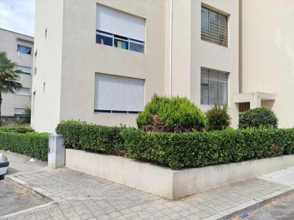 Apartamento T3 para Venda em Rio Tinto Foto 1