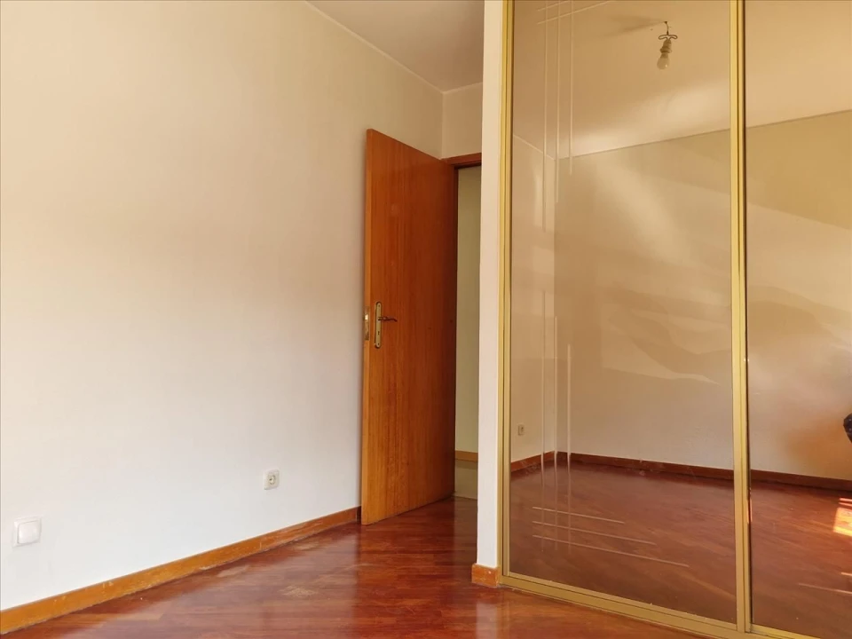 Apartamento T3 para Venda em Rio Tinto Foto 12