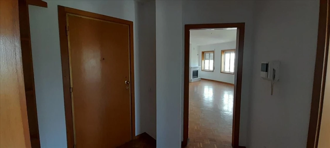 Apartamento T2 para Venda em Baguim do Monte (Rio Tinto) Foto 3