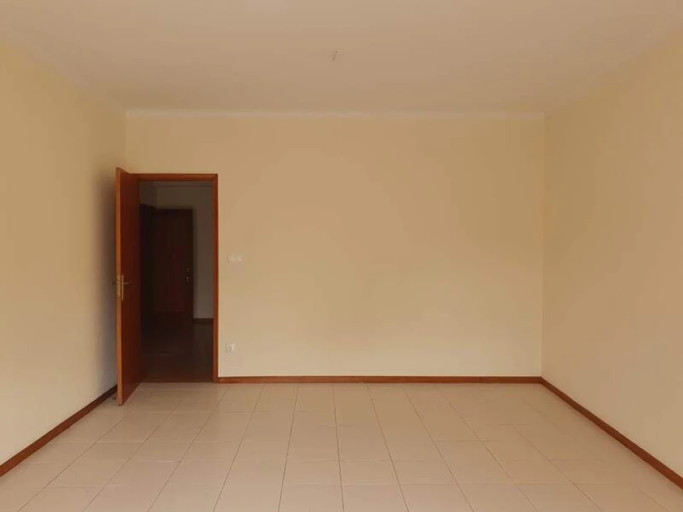 Apartamento T3 para Venda em São Mamede de Infesta e Senhora da Hora Foto 4