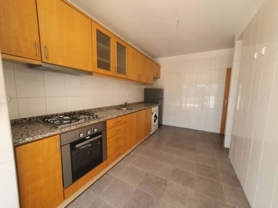 Apartamento T2 para Venda em Ermesinde Foto 4