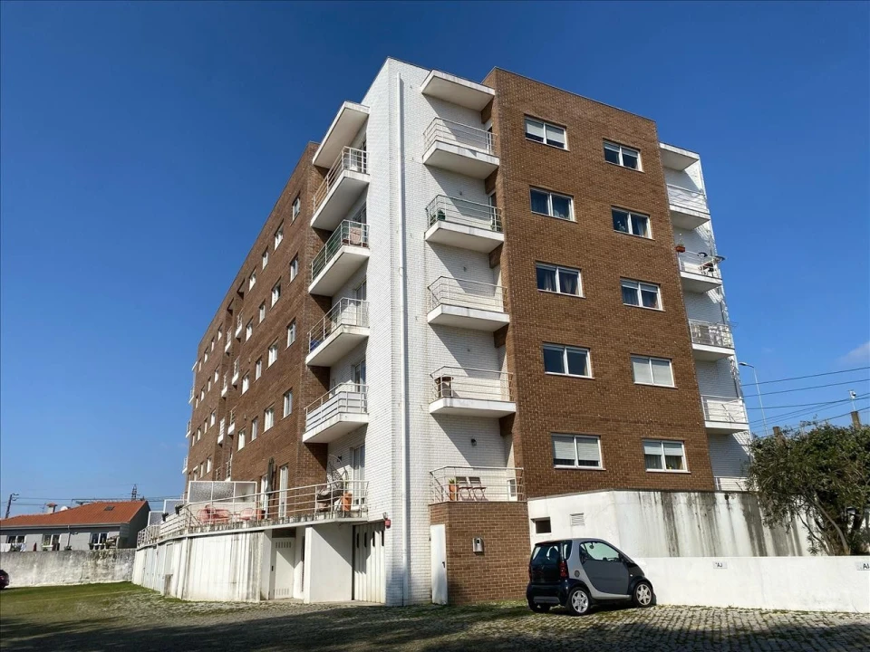 Apartamento T2 para Venda em Ermesinde Foto 1