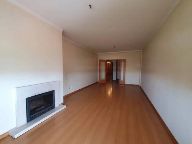 Apartamento T2 para Venda em Ermesinde Foto 3