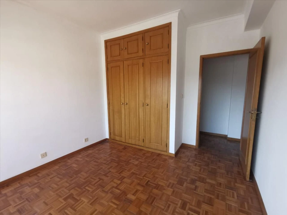 Apartamento T2 para Venda em São Vitor (Braga) Foto 9