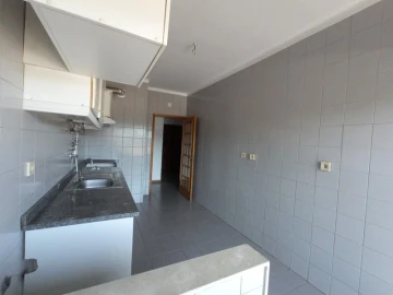 Apartamento T2 para Venda em São Vitor (Braga)