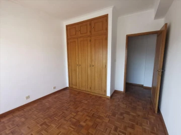 Apartamento T2 para Venda em São Vitor (Braga)