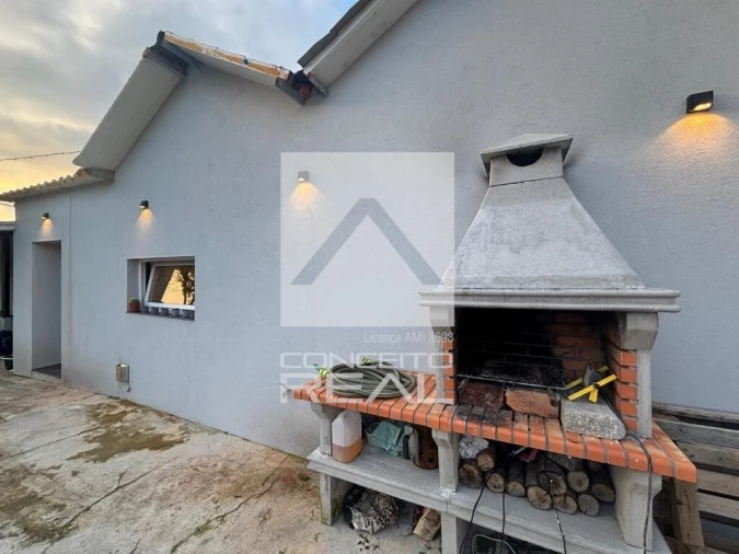 Moradia T3 para Venda em Alfena Foto 5