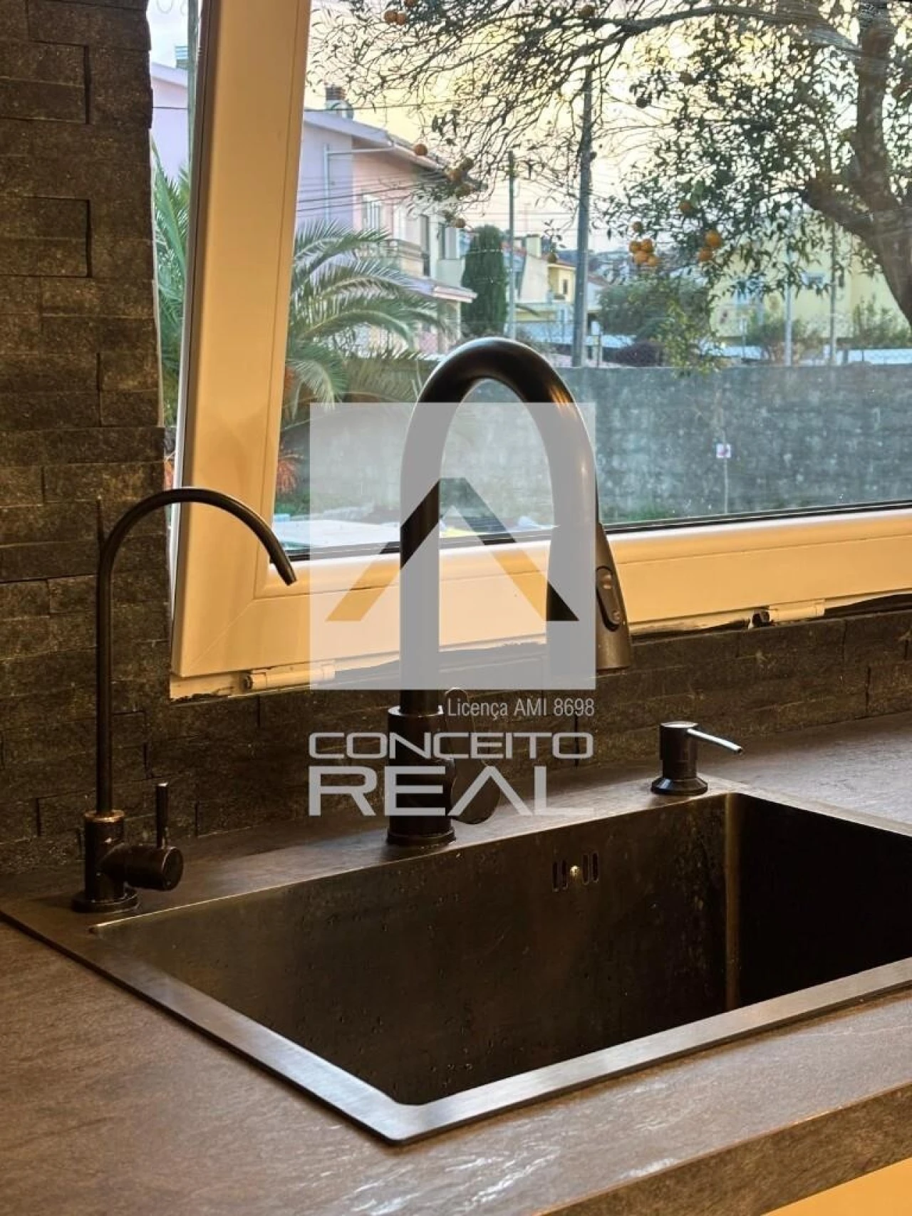 Moradia T3 para Venda em Alfena Foto 13