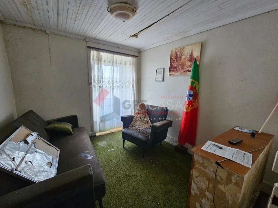 Moradia T2 para Venda em Praia da Vitoria (Santa Cruz) Foto 6