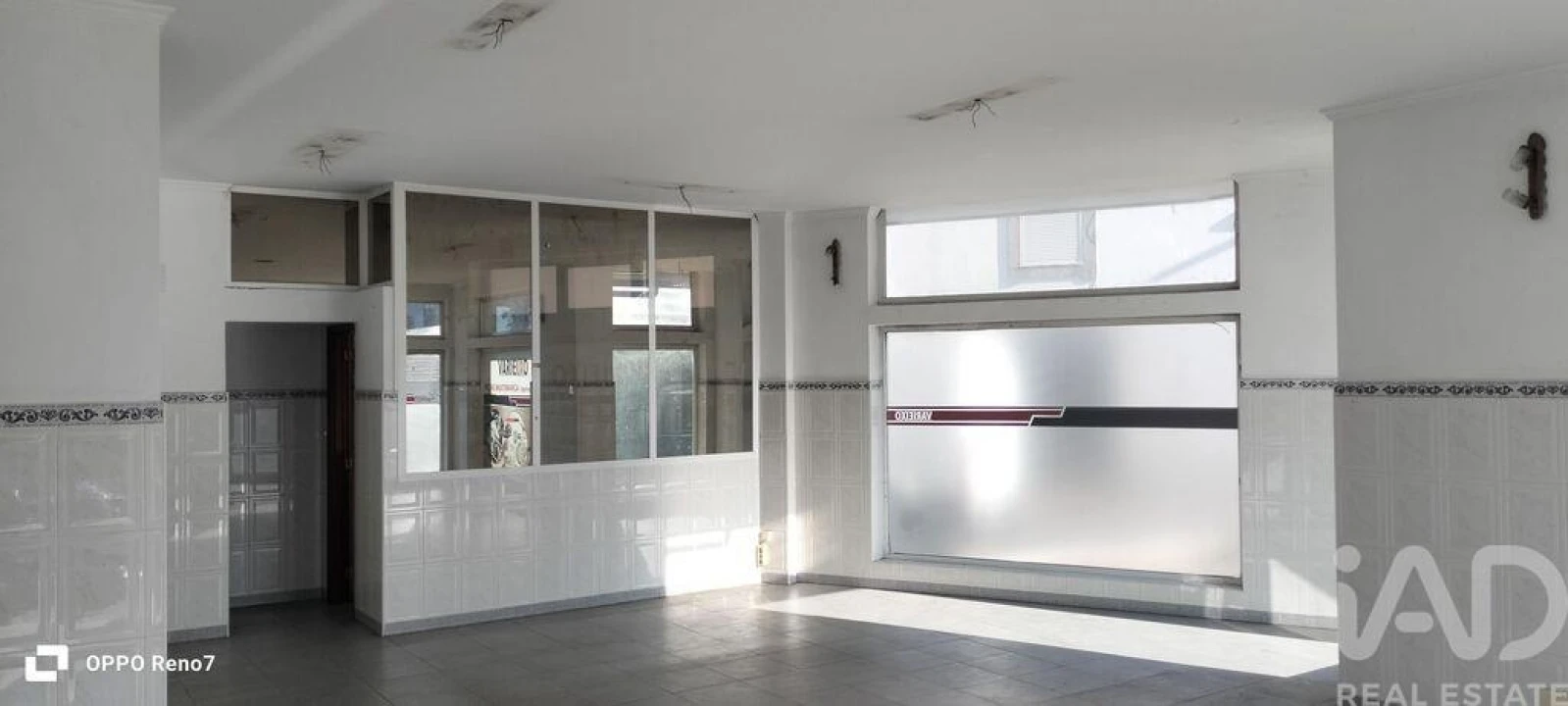 Loja para Venda em Mafamude e Vilar do Paraíso Foto 25