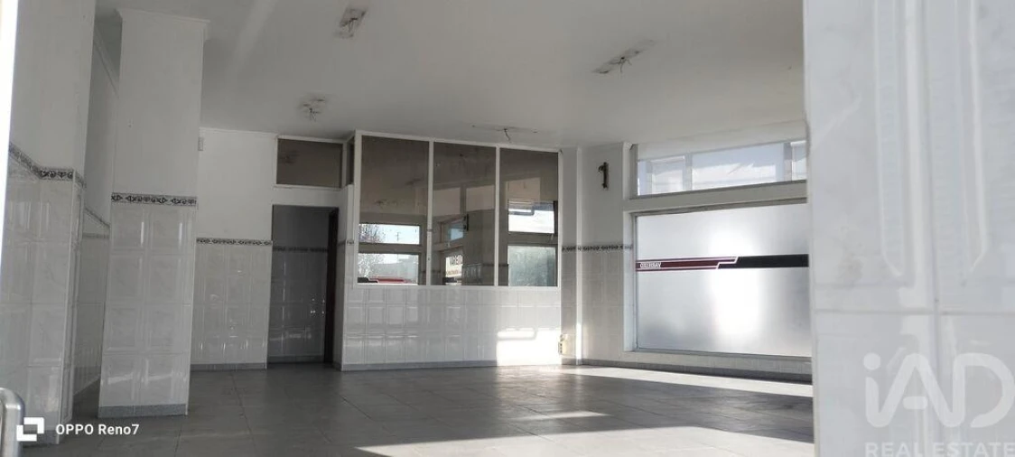 Loja para Venda em Mafamude e Vilar do Paraíso Foto 3