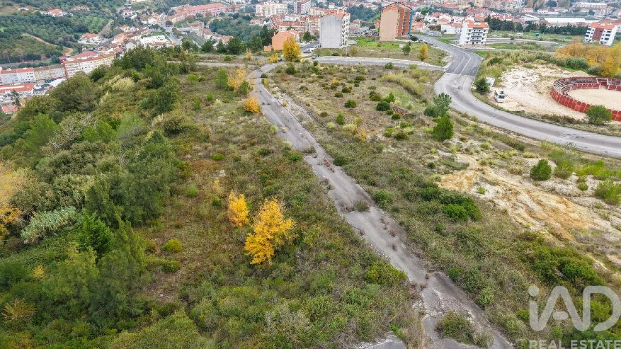Terreno para Venda em Alenquer (Santo Estêvão e Triana) Foto 3