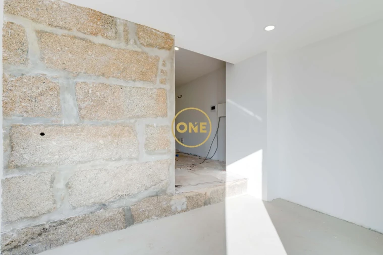 Moradia T2 para Venda em Rio Meão