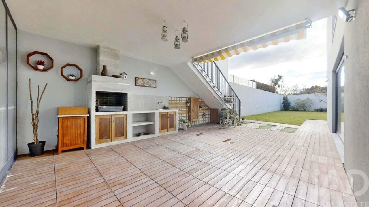 Moradia T4 para Venda em Castêlo da Maia Foto 37