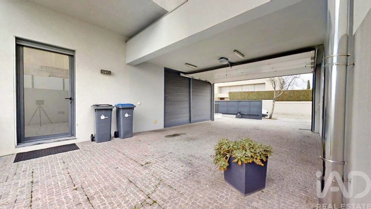 Moradia T4 para Venda em Castêlo da Maia Foto 39