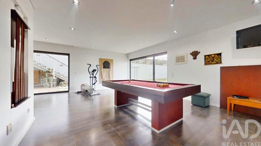 Moradia T4 para Venda em Castêlo da Maia Foto 35