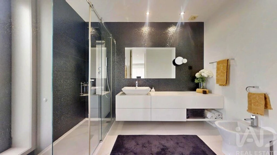 Moradia T4 para Venda em Castêlo da Maia Foto 21