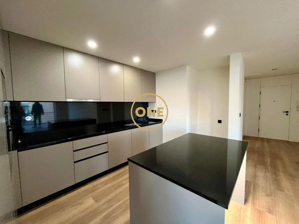 Apartamento T3 para Venda em Póvoa de Varzim, Beiriz e Argivai Foto 3