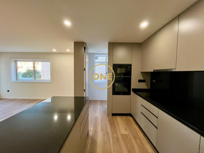 Apartamento T3 para Venda em Póvoa de Varzim, Beiriz e Argivai Foto 2